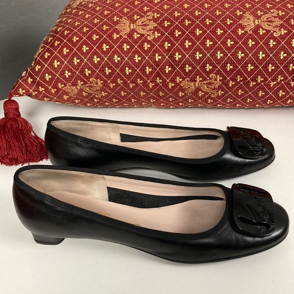 SALVATORE FERRAGAMO My Charme shoes, size 7 B, with box, dust bag - Picture 8 of 17